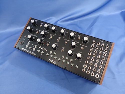Moog mother sintetizzatore - mother-32,