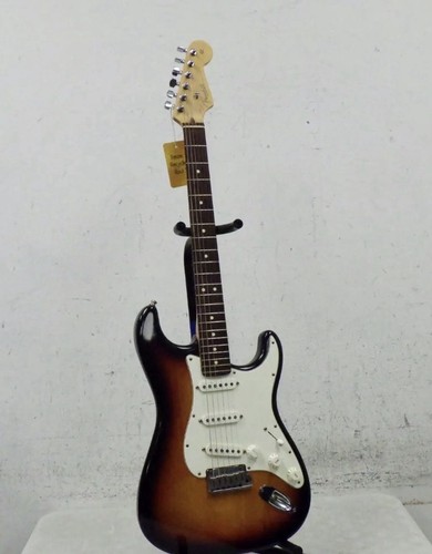 2000 fender stratocaster - fender,