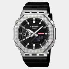Casio G-SHOCK GM-2100M-1AER