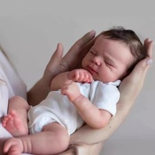 Bambola Reborn in silicone per