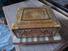 Carillon Porta Sigarette In Legno Misura 19 X 11 X 17  non So Nulla Funzionante