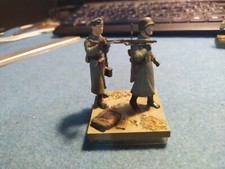 MINIATURA SOLDATINO mg  TEDESCHI WW2 HISTOREX? AIRFIX?  PLASTICA  6 CM  FIGURE