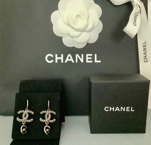 Orecchini pendenti logo chanel - pendenti,