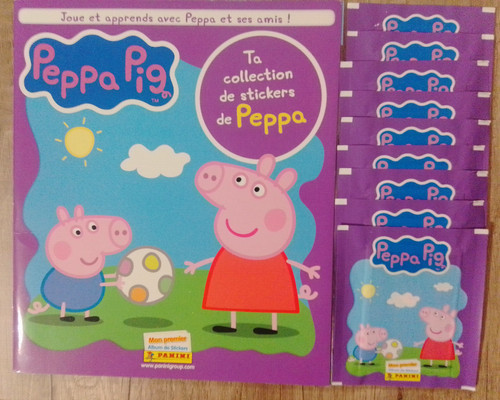 Panini peppa pig joue - pig,,