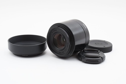 Sigma 60mm dn - sigma, f/2.8