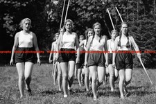 F013289 BDM Girls Germany