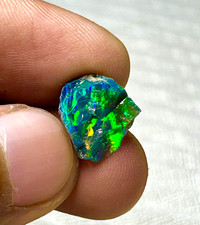 Opale nero grezzo di alta