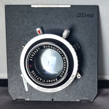Schneider Kreuznach Xenar 135 mm f4.7 in otturatore Synchro Compur con piastra LF