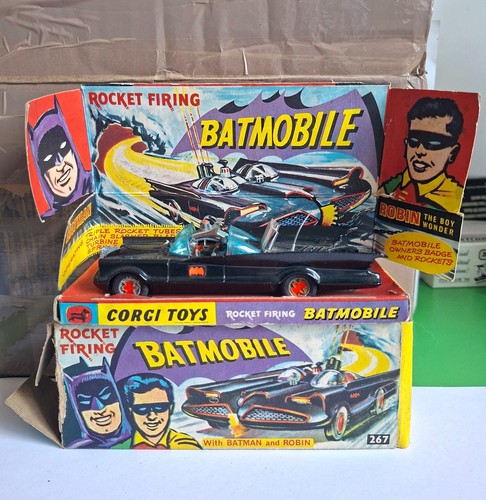 Corgi toys 267 - , batmobile