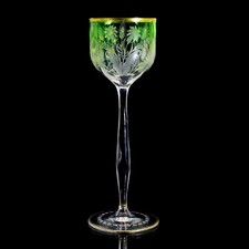 Bicchiere a stelo con decoro