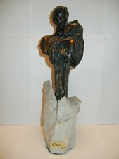 Scultura uomo e donna bronzo