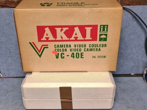 Videocamera vhs colori akai - a,