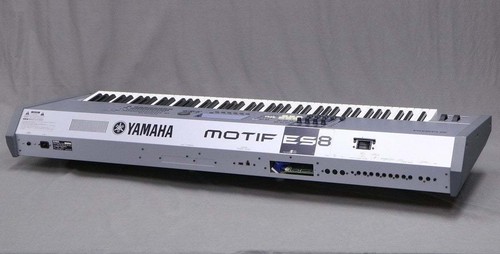 Motivo yamaha es8 - motivo,