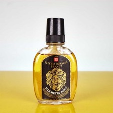 Elegante bottiglia di Brandy