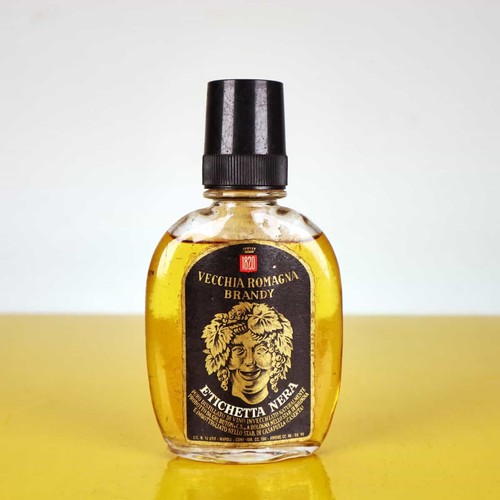 Elegante bottiglia brandy - elegante, di