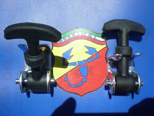 Coppia ganci tipo abarth - ganci,