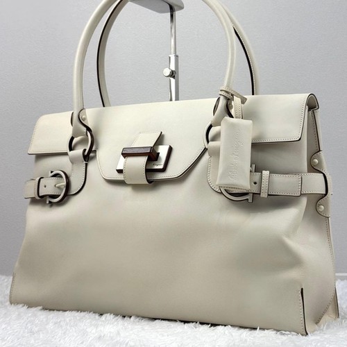 Salvatore ferragamo gancini - salvatore,