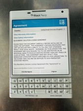 Smartphone PROTO 0044 sbloccato BlackBerry Passport Q30 BB10