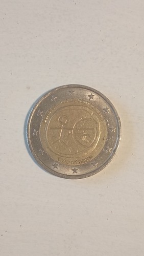 Moneta euro con - moneta,