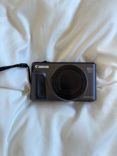 Fotocamera digitale compatta