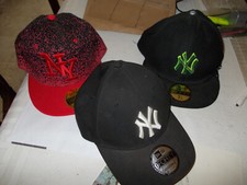 LOTTO DI 3 CAPPELLINI BASEBALL