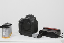 Canon Eos 1dx MK II + batteries