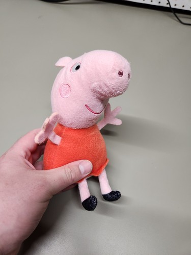 Peppa pig plush - pig, stuffed