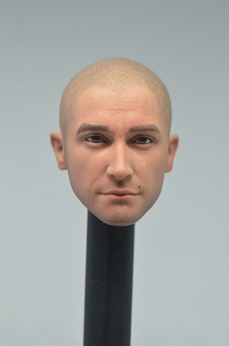 Scultura testa maschio scala