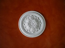 ROSONI IN GESSO BIANCO PER