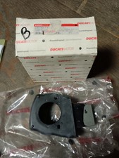 CAPPELLOTTO VERTICALE ALBERO A CAMME DUCATI 23510271A