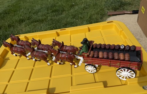 Vtg cast iron budweiser - cast,
