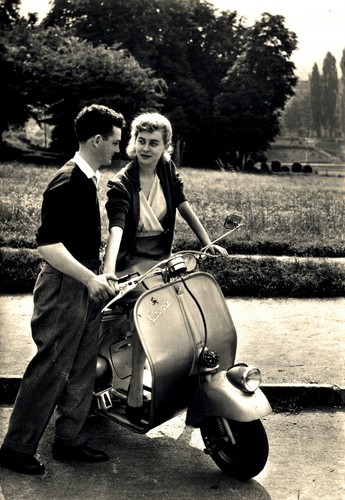 Vespa piaggio scooter moto - piaggio, scooter,