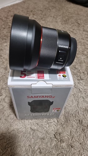 Canon lens wide - lens,