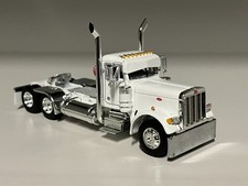 DCP 1/64 White Day Cab