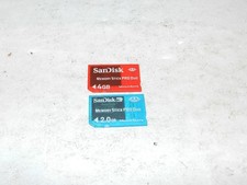 Lotto 2 SanDisk Memory Stick Pro duo per fotocamere Sony cybershot PSP 2GB 4GB