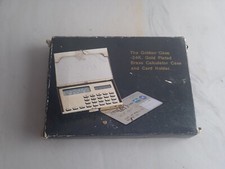 Calcolatrice con custodia e porta carta