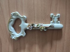 Chiave capodimonte con rose - con,