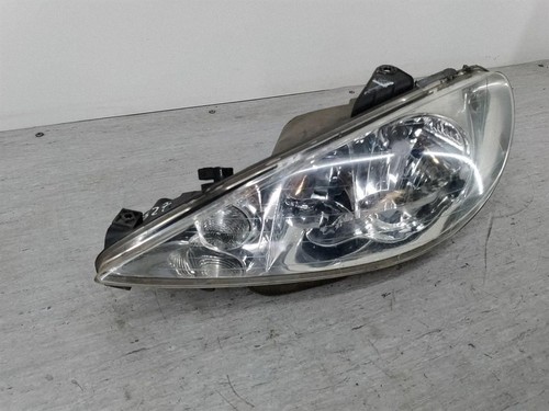 Peugeot 206 2007 - , phare