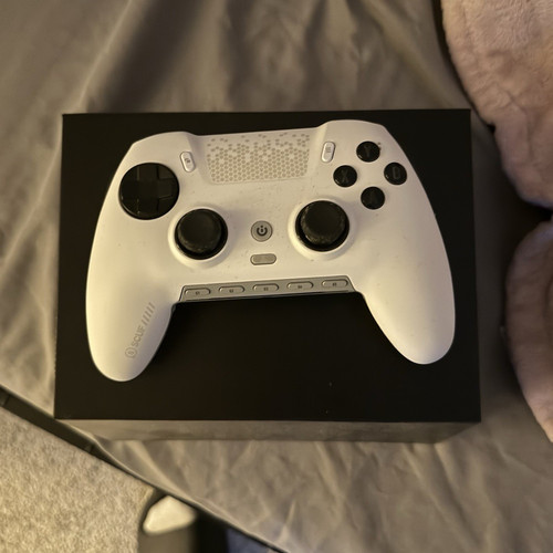 Scuf white black - black, video