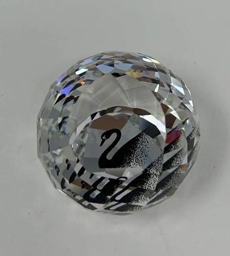 Fermacarte sfera prisma logo