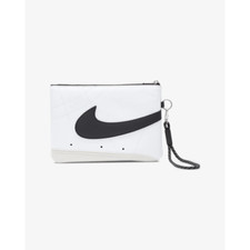 Nike Icon Blazer Wristlet