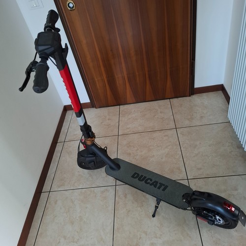 Vendo monopattino elettrico