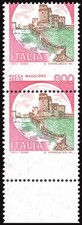 Castelli Lire 800 varietà coppia verticale b. di f. inferiore