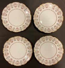 Antichi piatti da insalata in