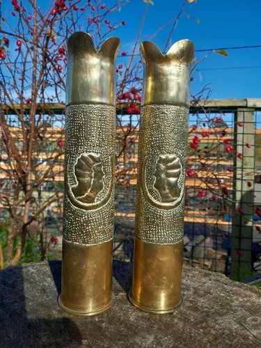 Ww2 pair trench art - trench, vase