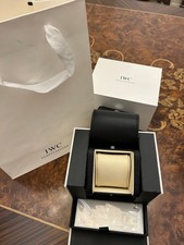 Scatola orologio IWC Schaffhausen con sacchetto regalo
