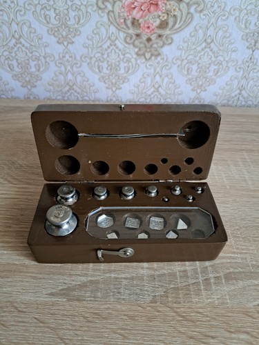Antichi pesi per - , set