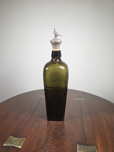 Antica bottiglia gin - , vetro