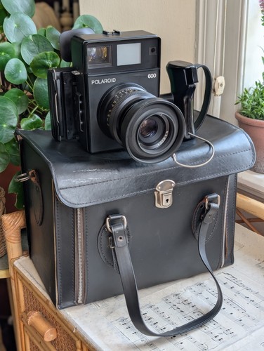 Polaroid 600 fotocamera medio