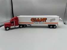 Ertl Giant Food Stores Mini